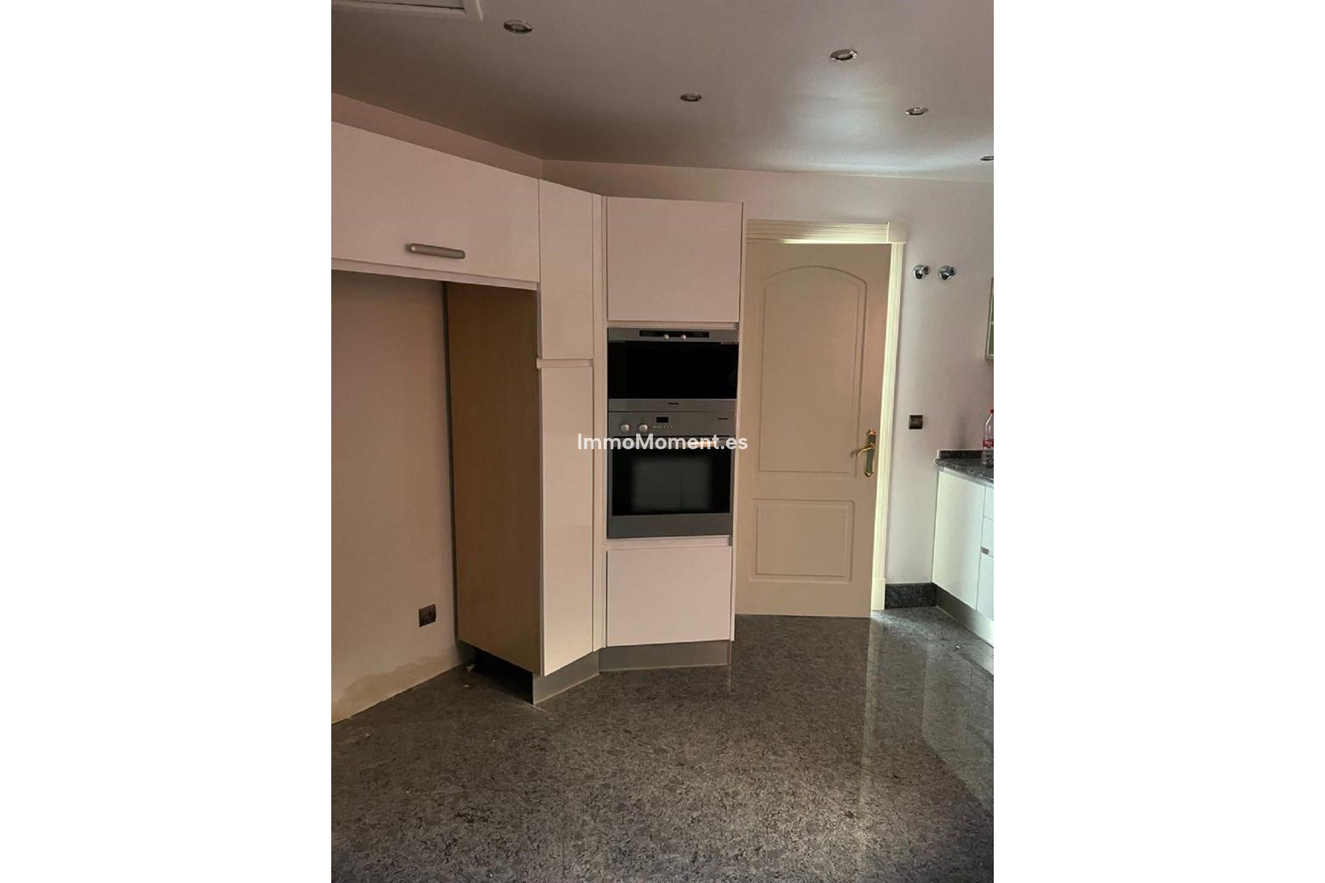 Wiederverkauf - Wohnung - Marbella - Puerto Banús