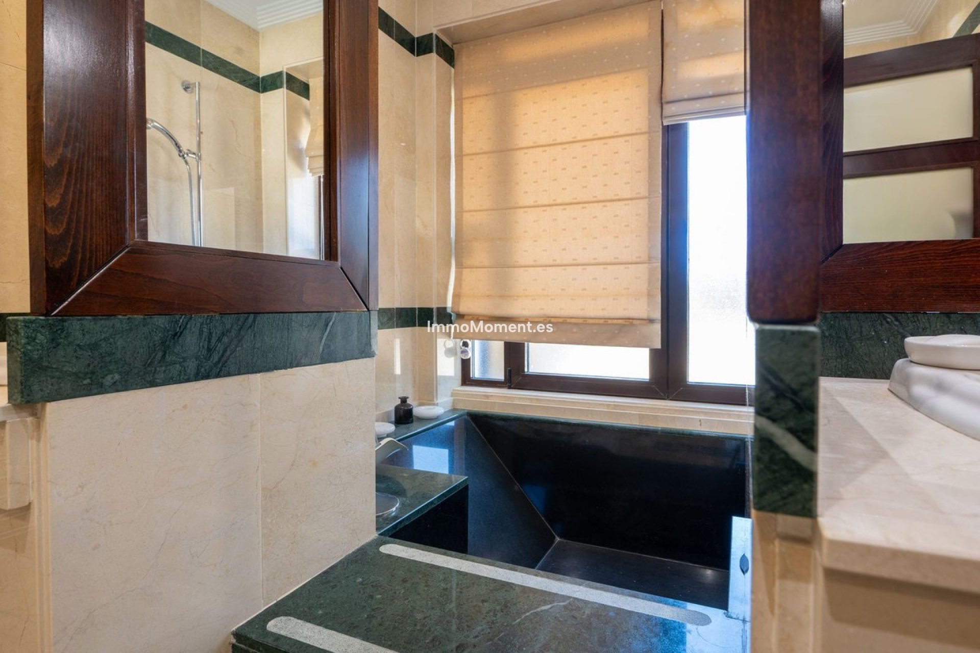 Wiederverkauf - Wohnung - Marbella - Puerto Banús