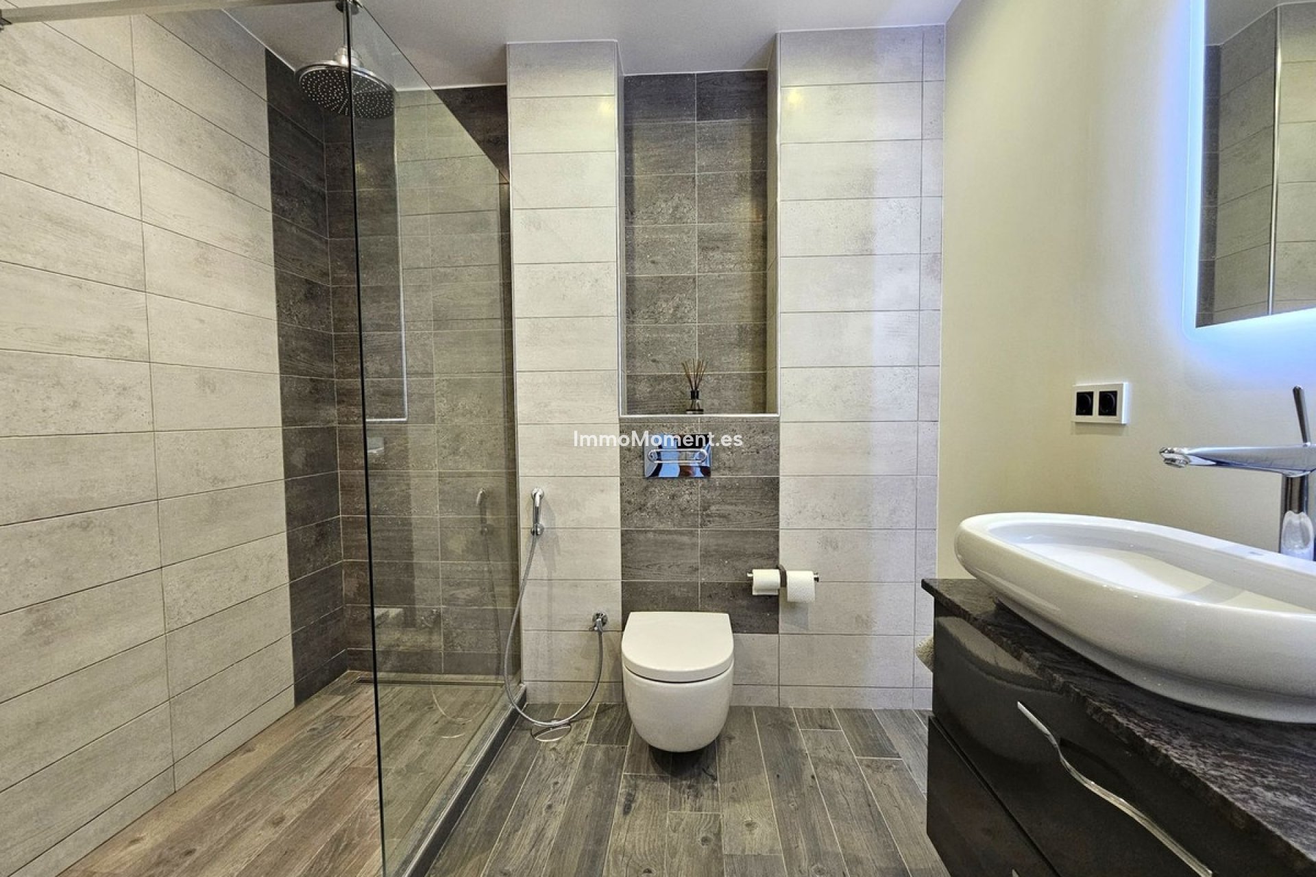 Wiederverkauf - Wohnung - Marbella - Puerto Banús