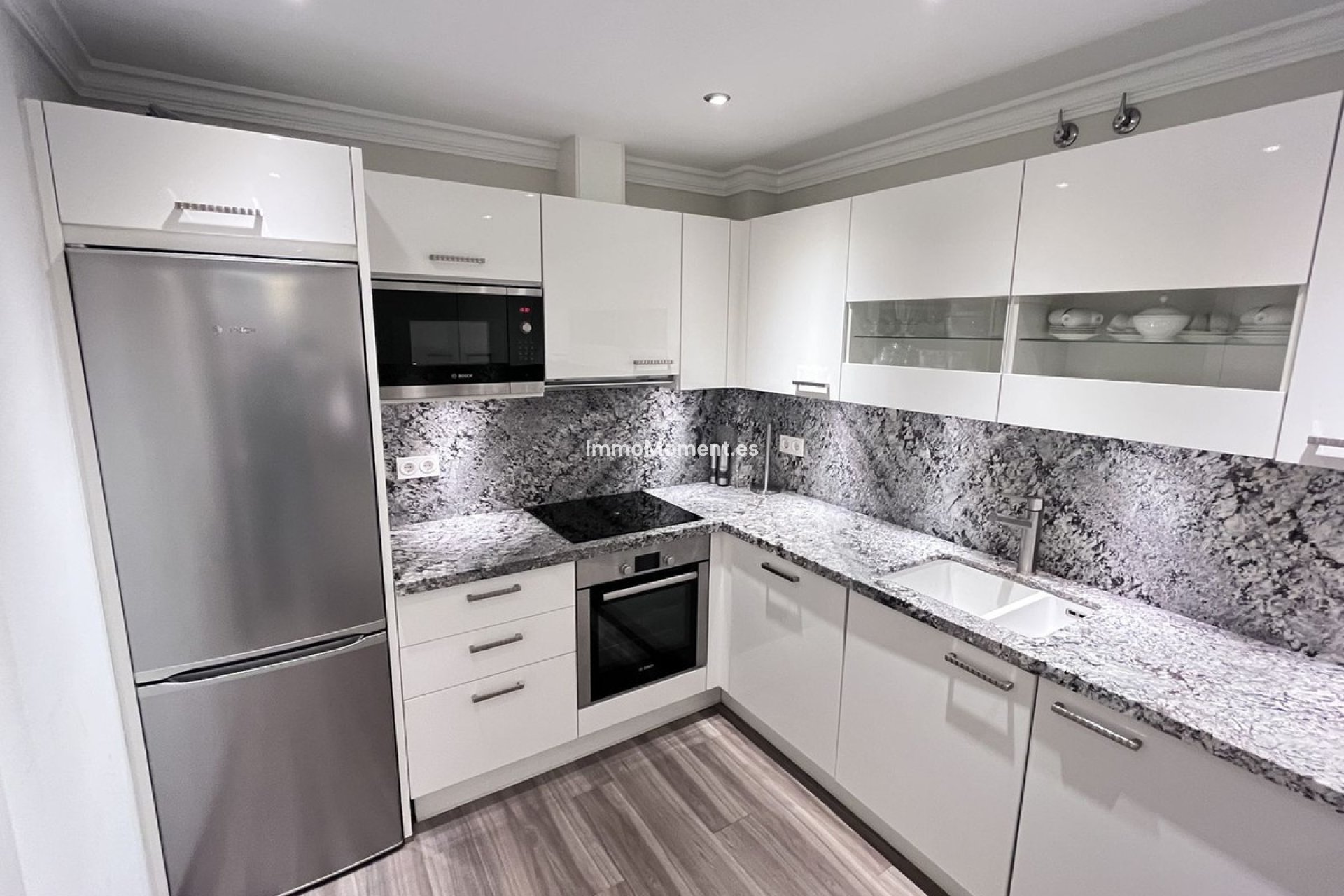 Wiederverkauf - Wohnung - Marbella - Puerto Banús