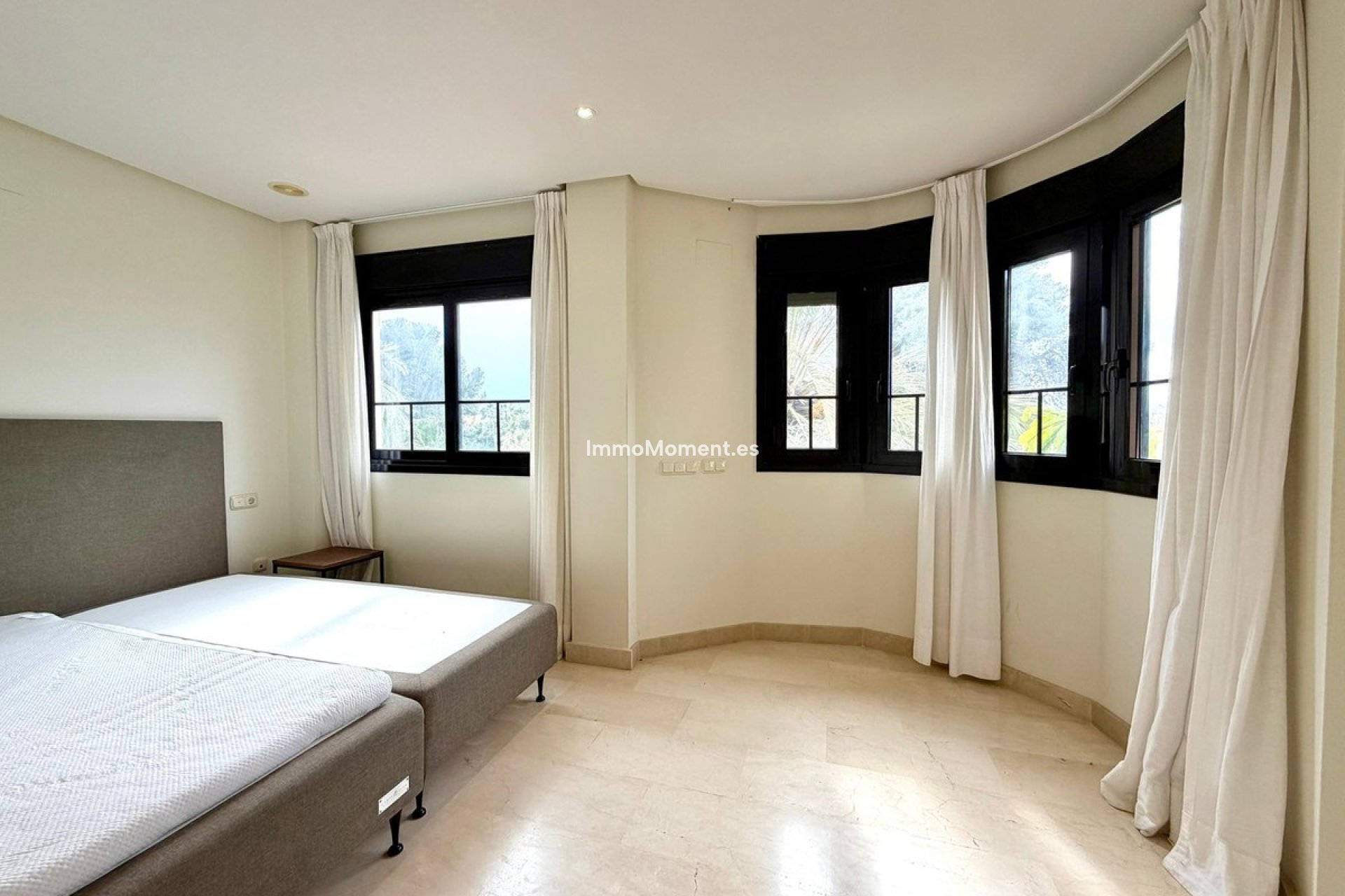 Wiederverkauf - Wohnung - Marbella - Puerto Banús