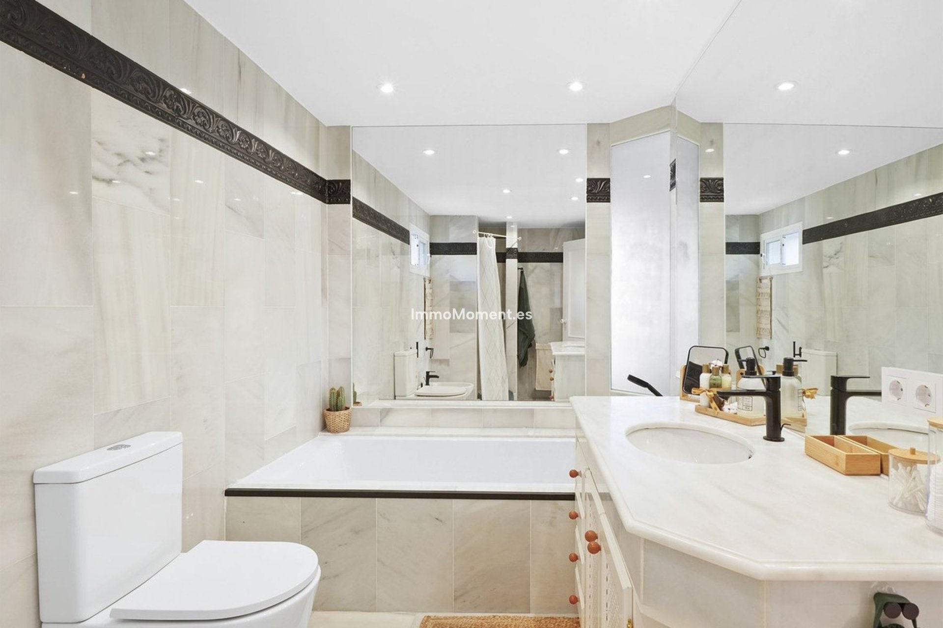 Wiederverkauf - Wohnung - Marbella - Reserva de Marbella