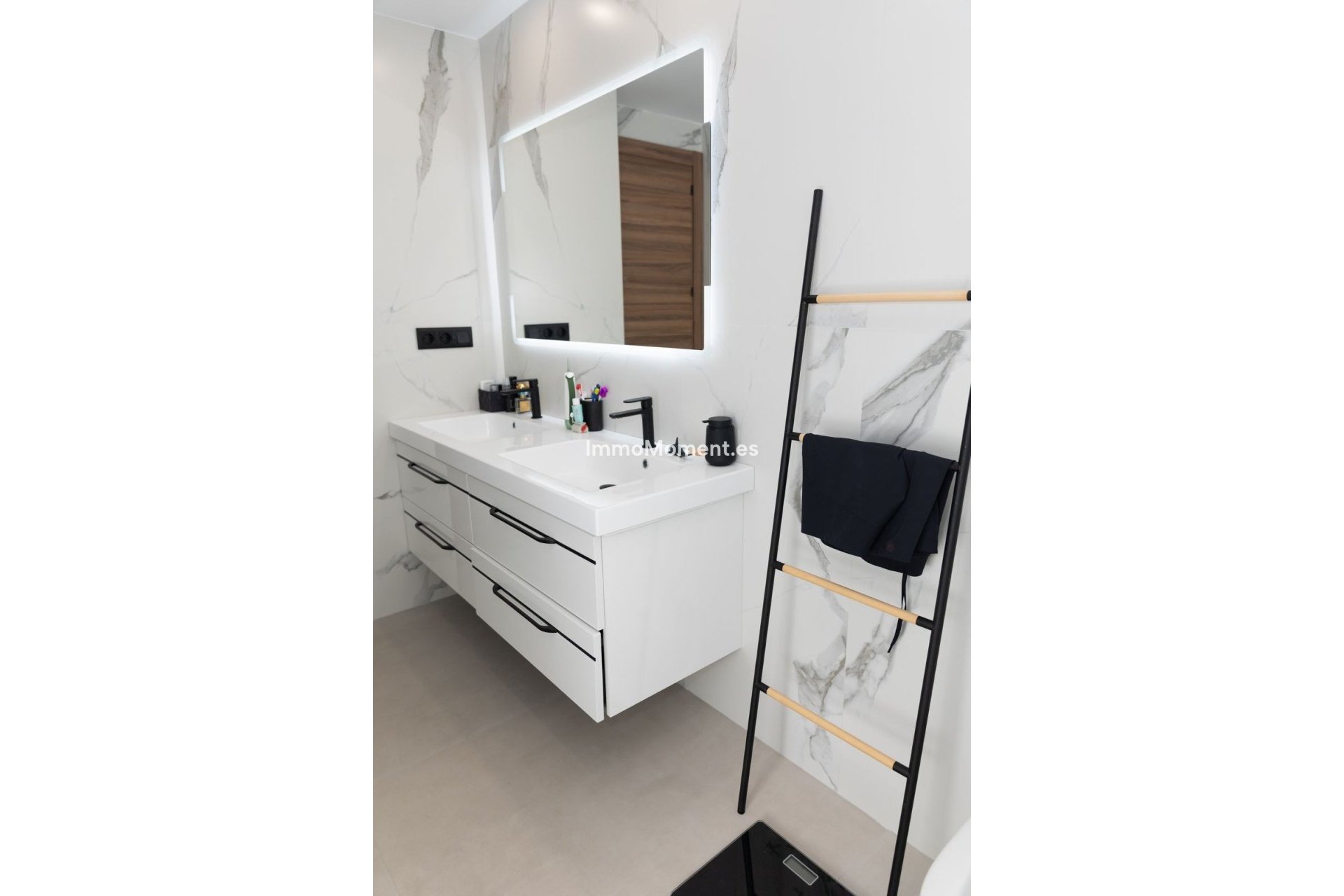 Wiederverkauf - Wohnung - Marbella - San Pedro de Alcántara