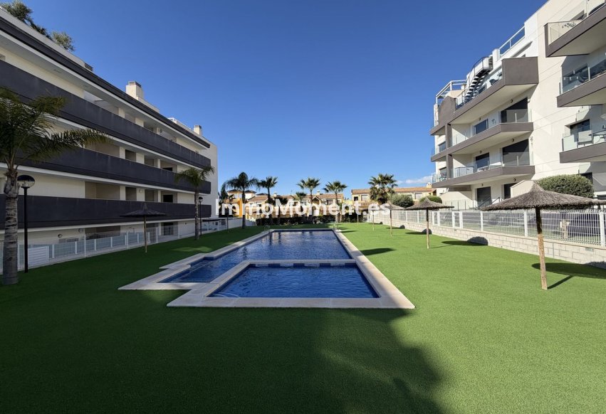 Wiederverkauf - Wohnung - Orihuela Costa - Villamartín