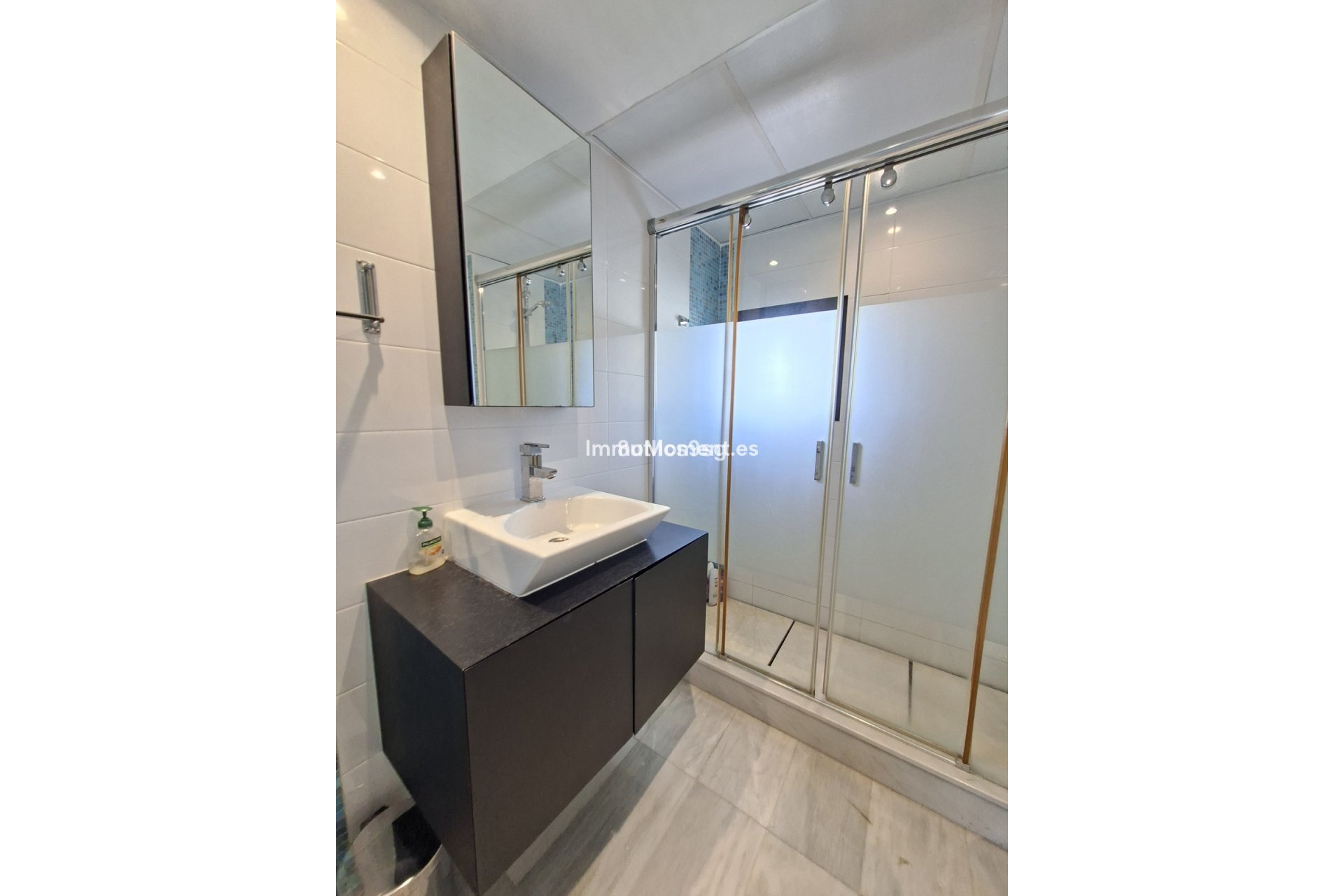 Wiederverkauf - Wohnung - Puerto Banús