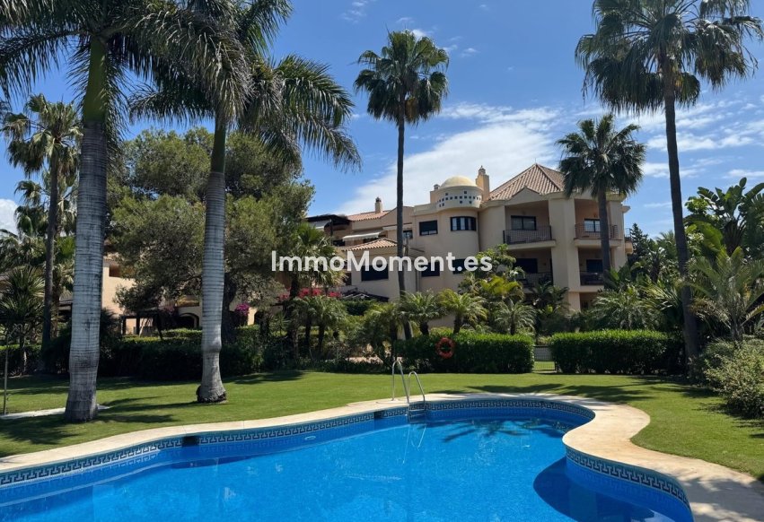 Wiederverkauf - Wohnung - Puerto Banús