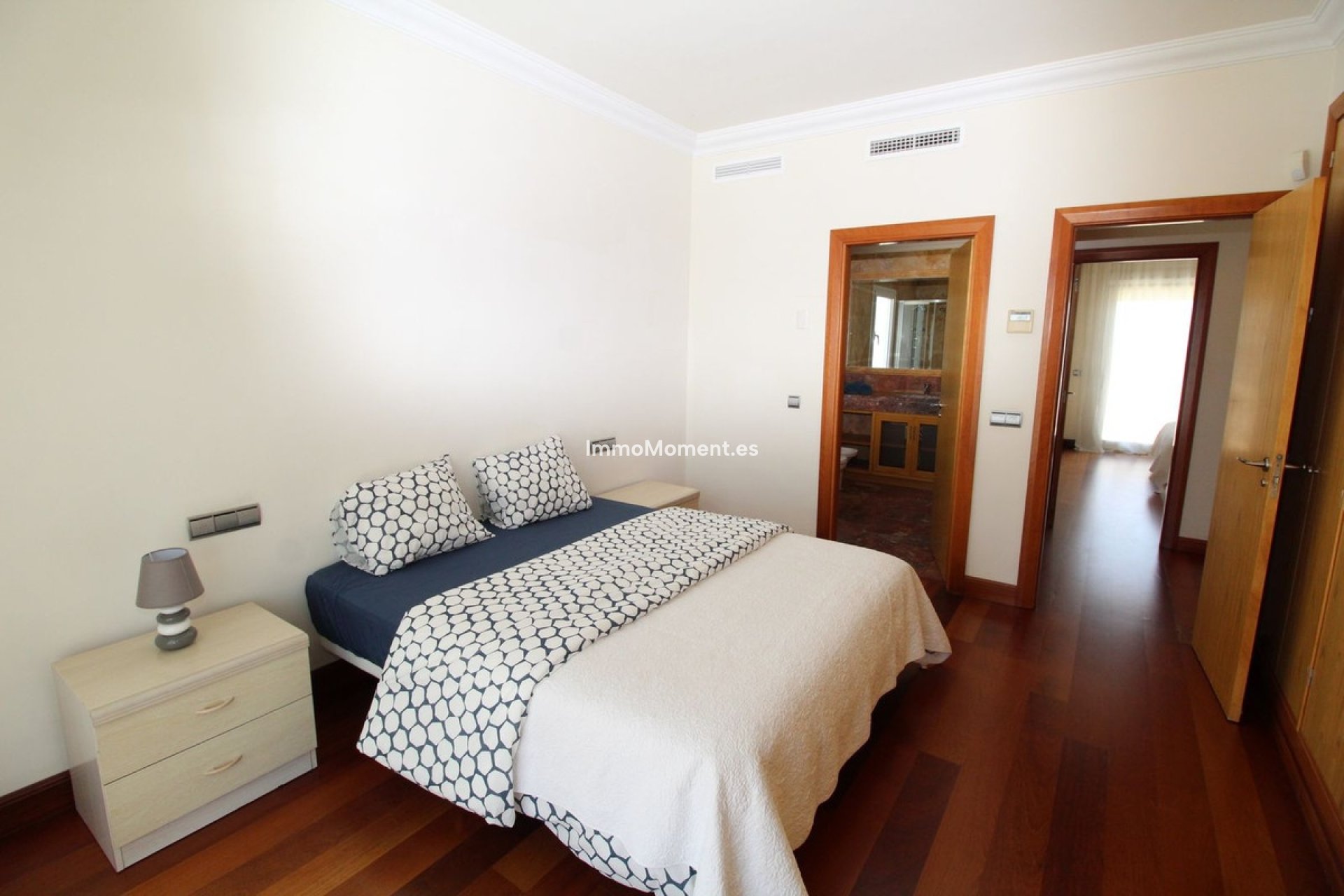 Wiederverkauf - Wohnung - Puerto Banús