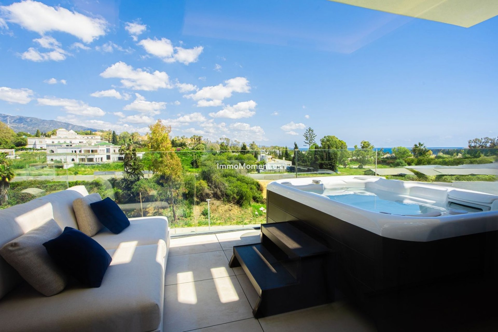 Wiederverkauf - Wohnung - Puerto Banús