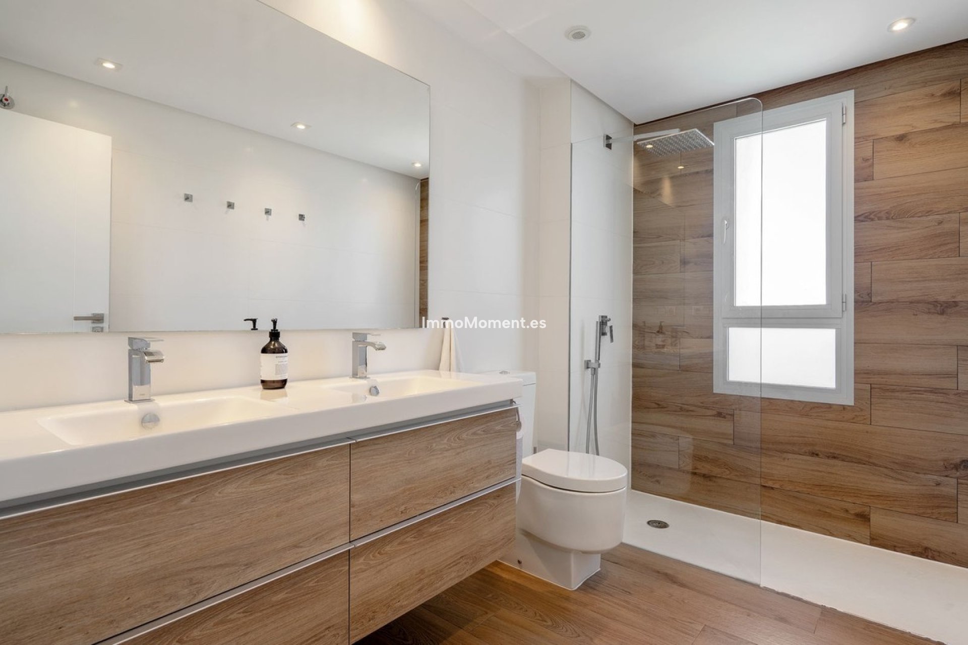 Wiederverkauf - Wohnung - Sotogrande - Sotogrande Puerto