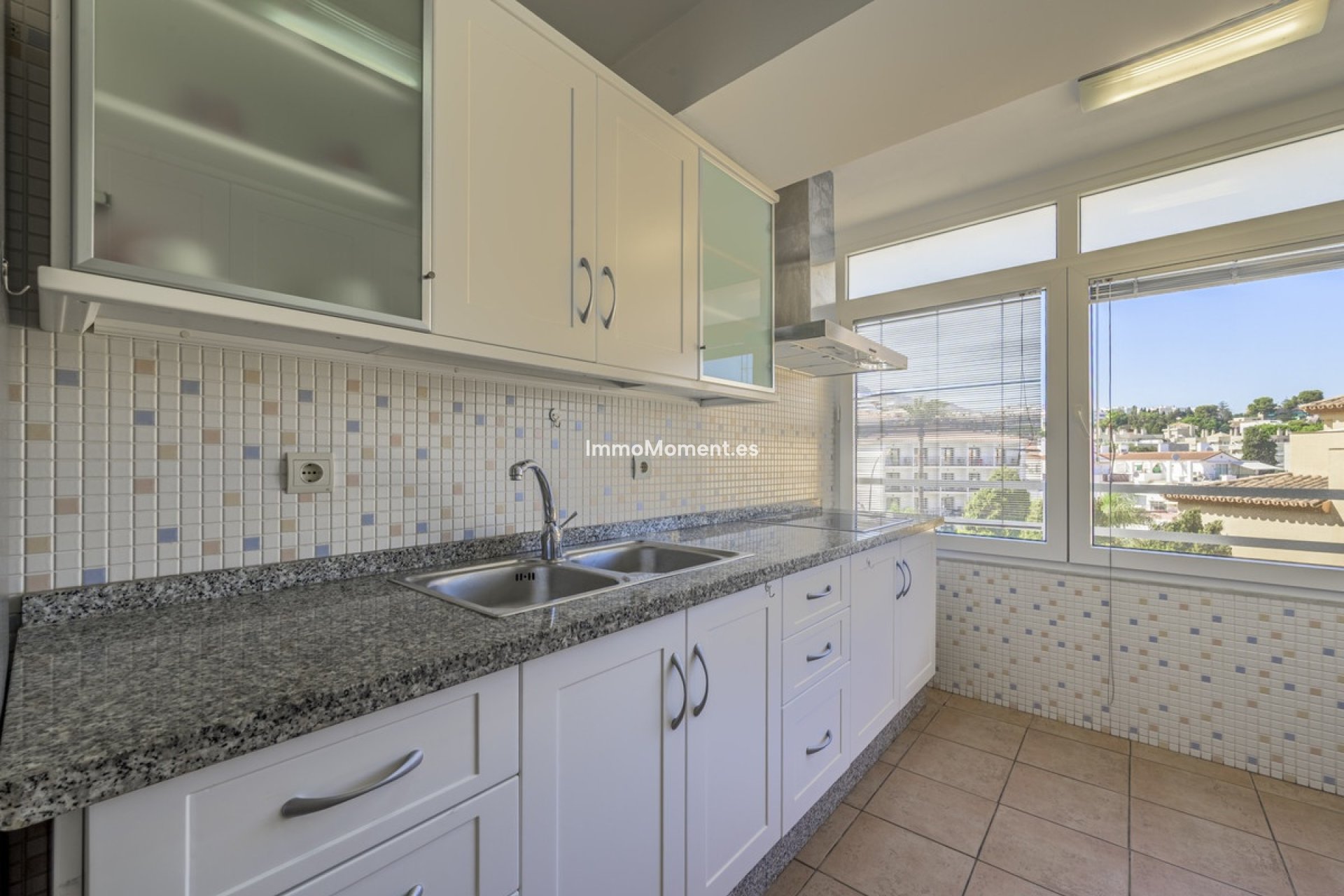 Wiederverkauf - Wohnung - Torremolinos - La Carihuela