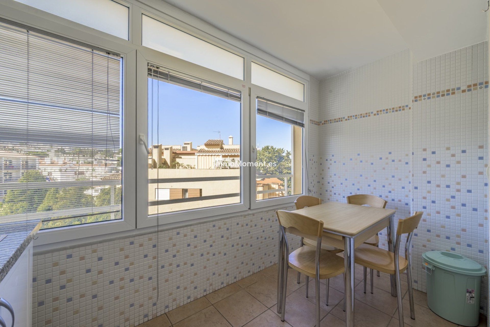 Wiederverkauf - Wohnung - Torremolinos - La Carihuela