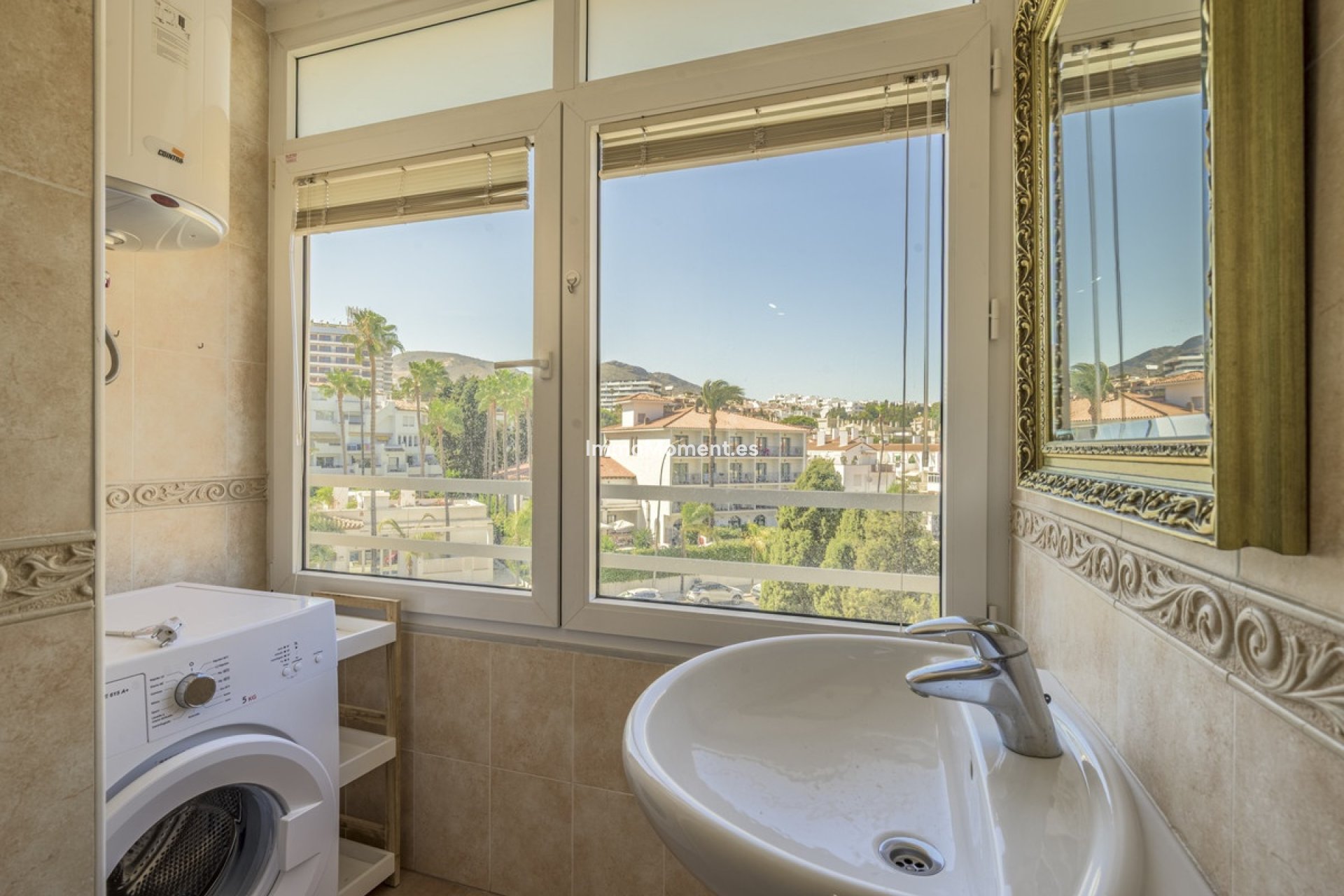 Wiederverkauf - Wohnung - Torremolinos - La Carihuela