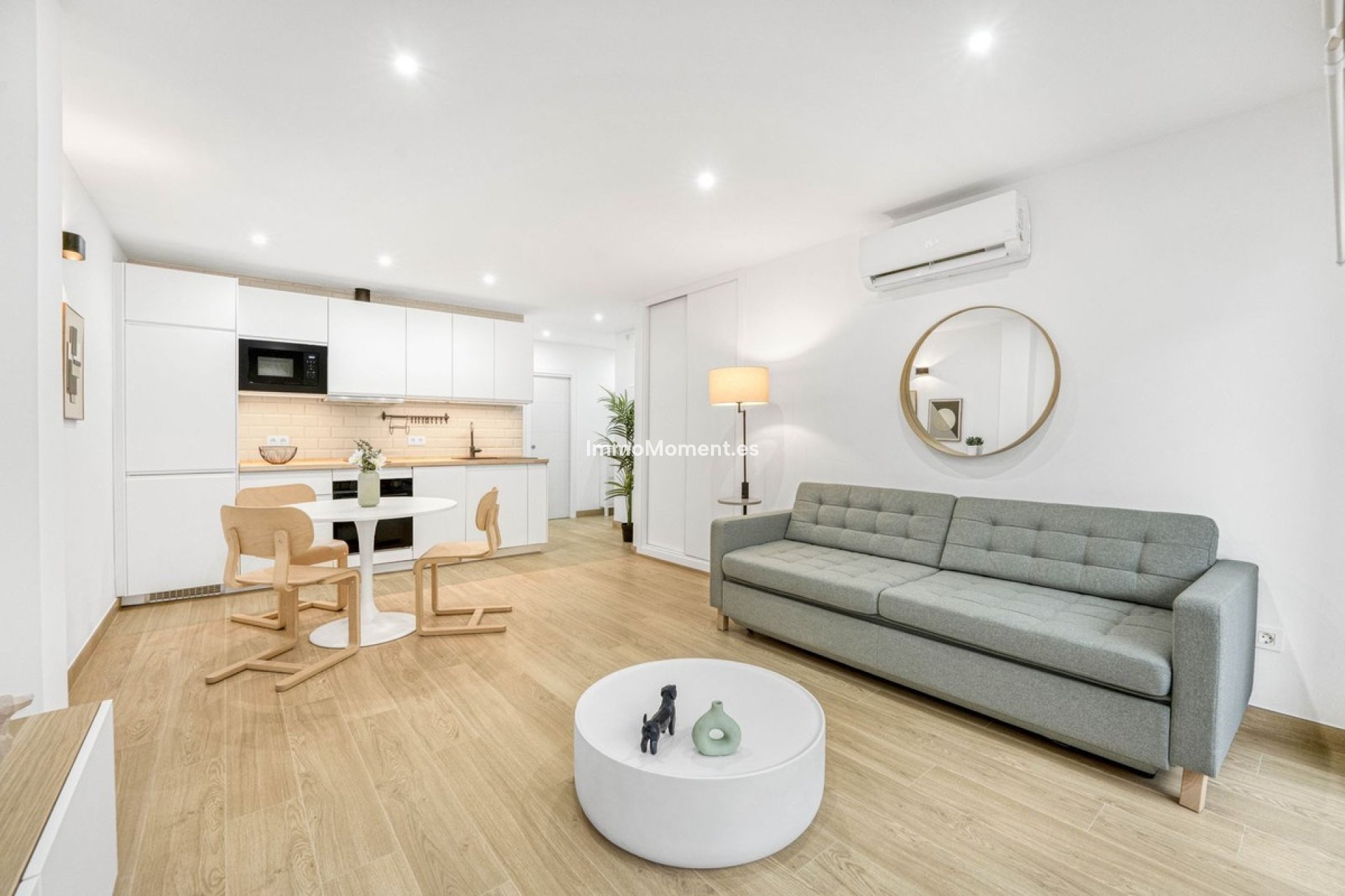 Wiederverkauf - Wohnung - Torremolinos - La Carihuela