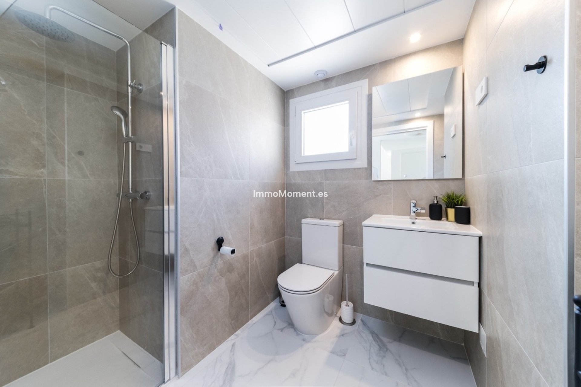 Wiederverkauf - Wohnung - Torrevieja - Torrevieja Centro