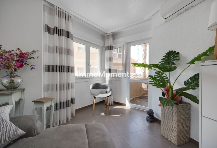 Wiederverkauf - Wohnung - Torrevieja - Torrevieja Centro