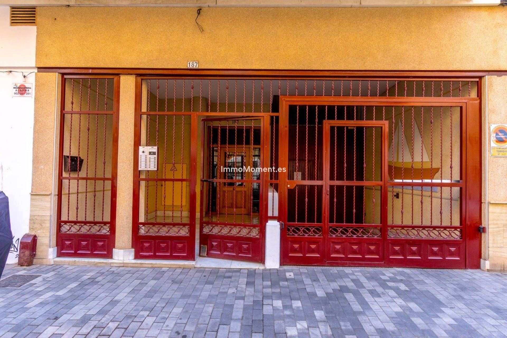 Wiederverkauf - Wohnung - Torrevieja - Torrevieja Centro