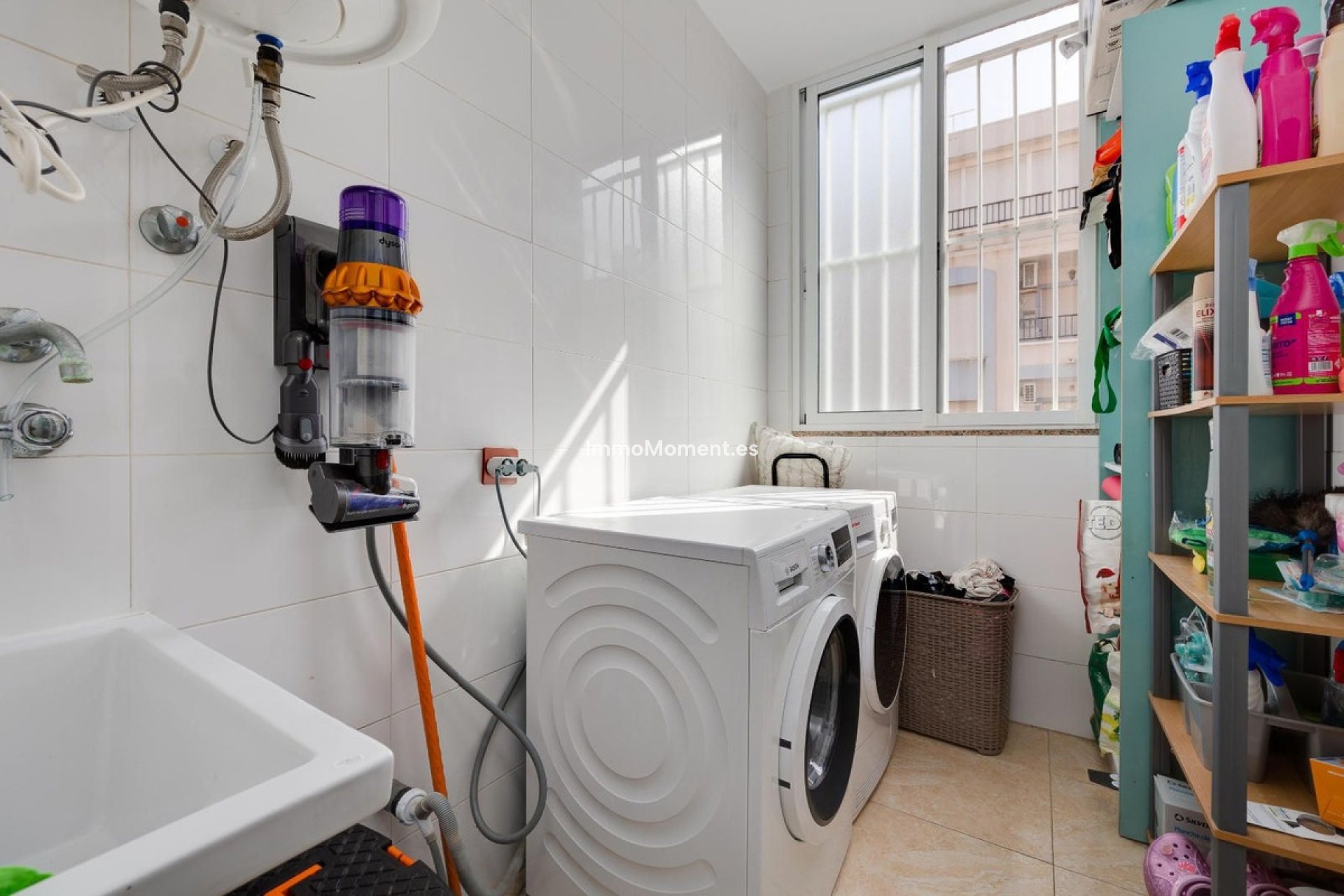 Wiederverkauf - Wohnung - Torrevieja - Torrevieja Centro