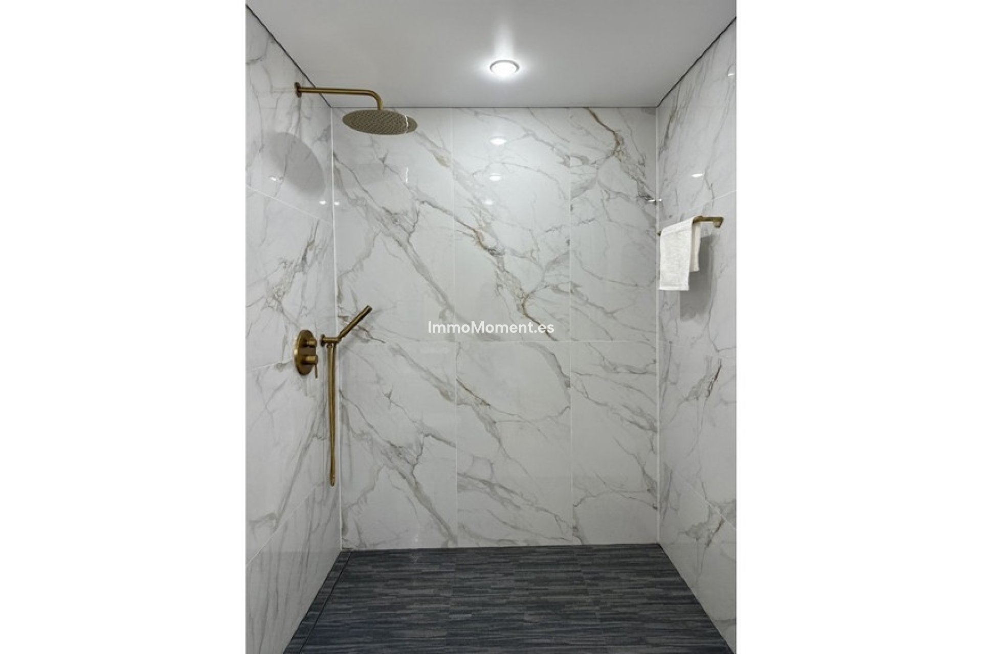 Wiederverkauf - Wohnung - Torrevieja - Torrevieja Centro