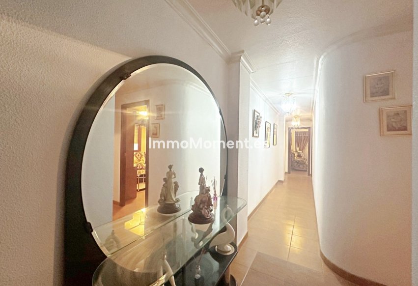 Wiederverkauf - Wohnung - Torrevieja - Torrevieja Centro