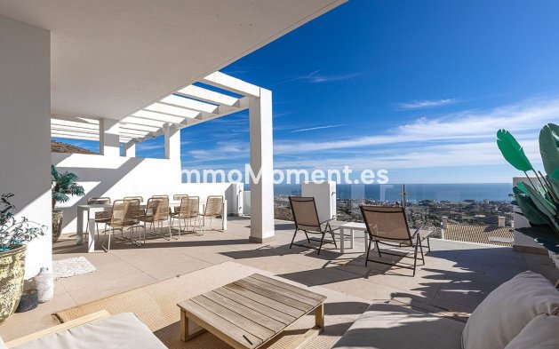 Wohnung - Wiederverkauf - Benalmadena - Benalmadena Centro