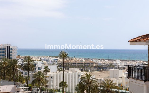 Wohnung - Wiederverkauf - Benalmadena - Benalmadena Centro