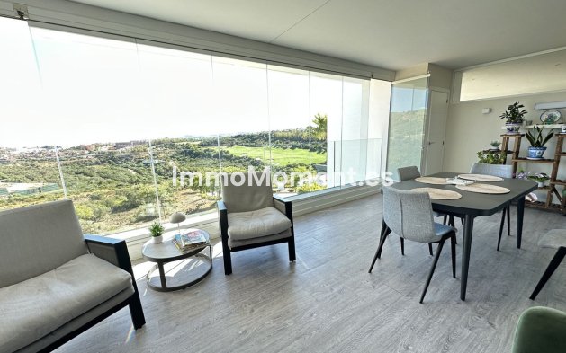 Wohnung - Wiederverkauf - Casares - Casares Centro