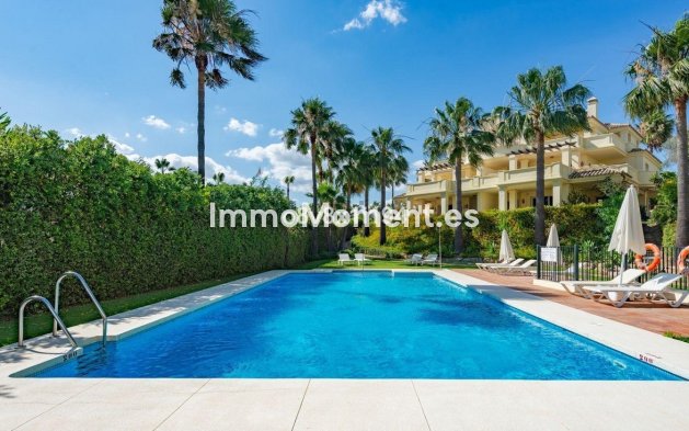 Wohnung - Wiederverkauf - Casares - Casares Centro