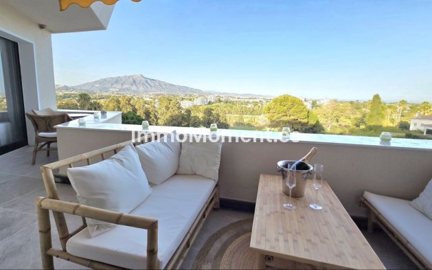 Wohnung - Wiederverkauf - Estepona  - Atalaya