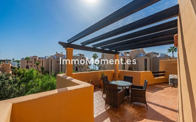 Wohnung - Wiederverkauf - Estepona  - Costalita
