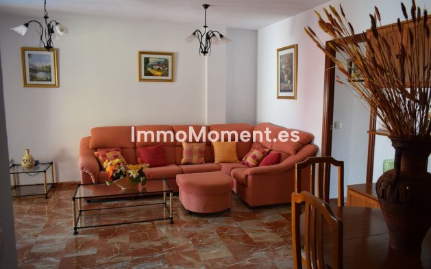 Wohnung - Wiederverkauf - Estepona  - El Morche