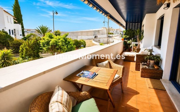 Wohnung - Wiederverkauf - Estepona  - Estepona Centro