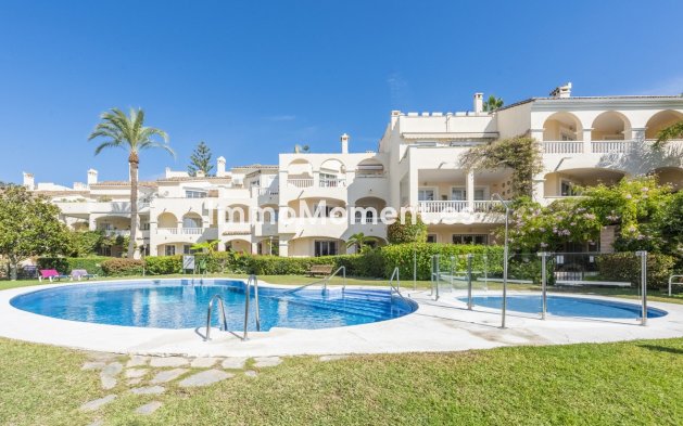 Wohnung - Wiederverkauf - Estepona  - Estepona Centro