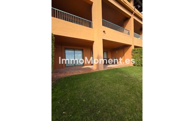 Wohnung - Wiederverkauf - Estepona  - Estepona Centro
