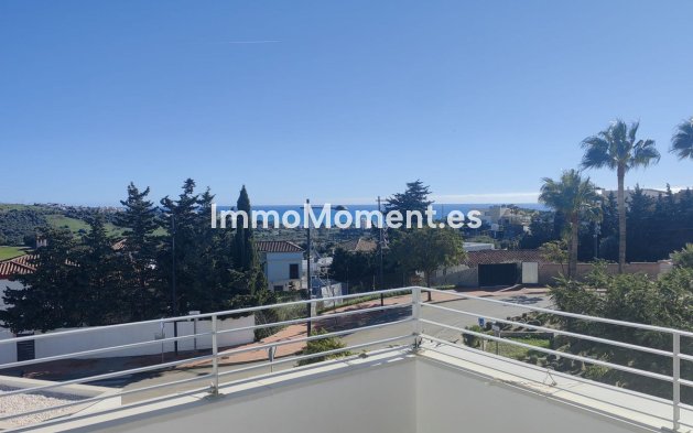 Wohnung - Wiederverkauf - Estepona  - Estepona Centro