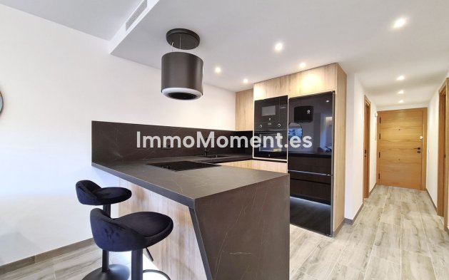 Wohnung - Wiederverkauf - Estepona  - Estepona Centro