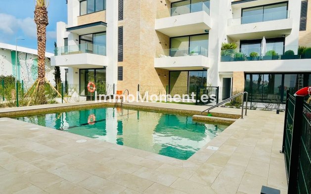 Wohnung - Wiederverkauf - Estepona  - Estepona Centro