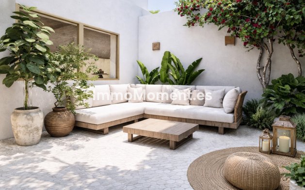 Wohnung - Wiederverkauf - Estepona  - Estepona Centro