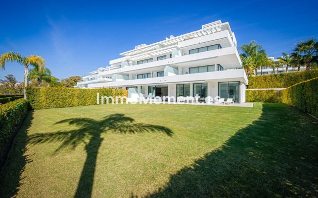 Wohnung - Wiederverkauf - Estepona  - Estepona Centro