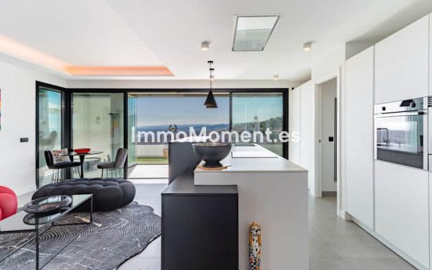 Wohnung - Wiederverkauf - Estepona  - Estepona Centro