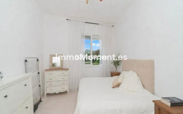 Wohnung - Wiederverkauf - Estepona  - Estepona Centro