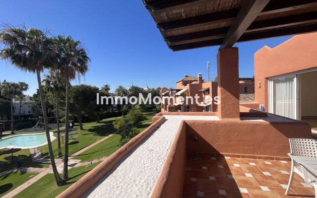 Wohnung - Wiederverkauf - Estepona  - Estepona Centro