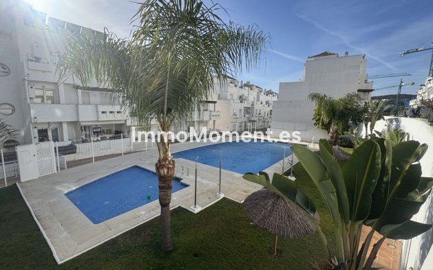 Wohnung - Wiederverkauf - Estepona  - Estepona Centro