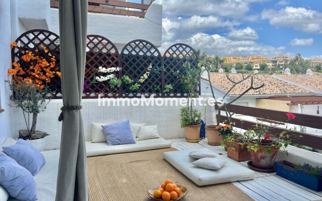 Wohnung - Wiederverkauf - Estepona  - Estepona Centro