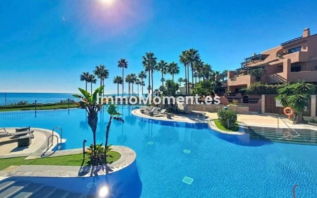 Wohnung - Wiederverkauf - Estepona  - Estepona Centro