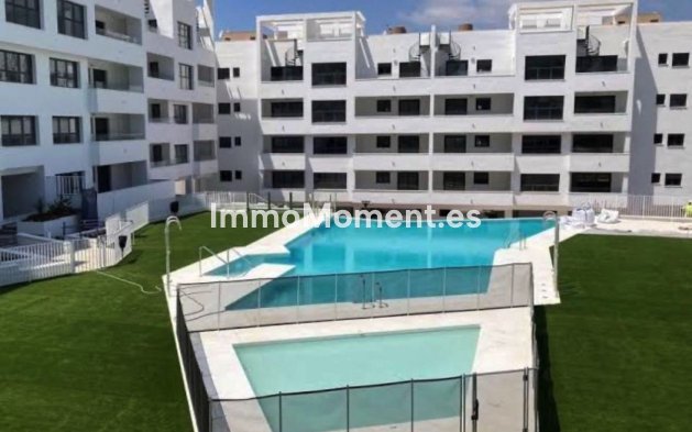 Wohnung - Wiederverkauf - Estepona  - Estepona Centro