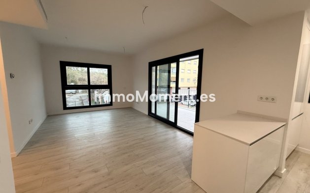 Wohnung - Wiederverkauf - Estepona  - Estepona Centro