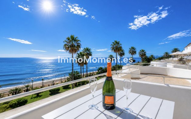Wohnung - Wiederverkauf - Estepona  - Estepona Centro