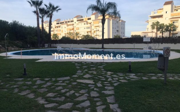 Wohnung - Wiederverkauf - Estepona  - Estepona Centro