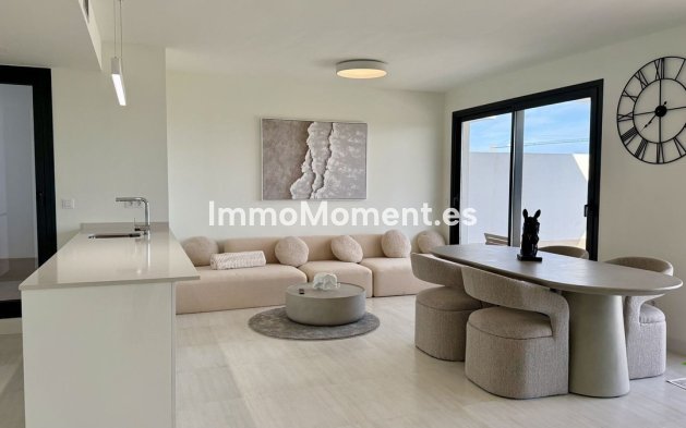 Wohnung - Wiederverkauf - Estepona  - Estepona Centro
