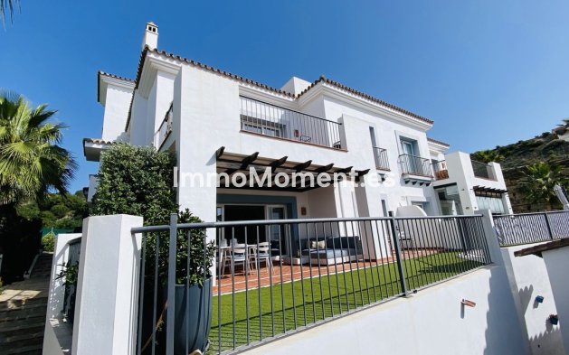 Wohnung - Wiederverkauf - Estepona  - New Golden Mile